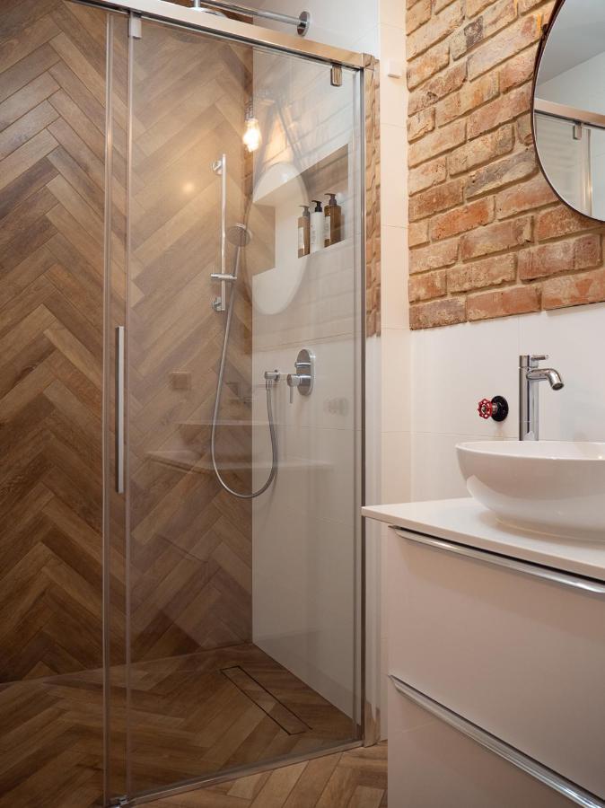 Brick House - Apartament Stefan Breslavia Esterno foto